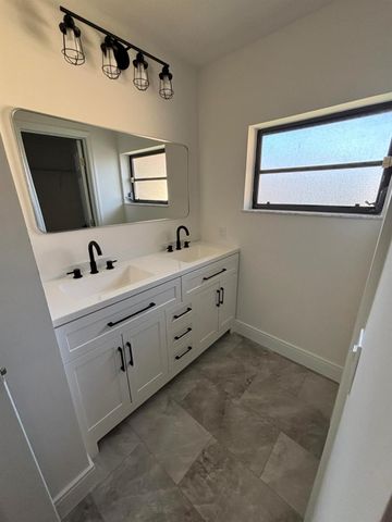 10920 Ventura Circle, Boynton Beach, FL 33436