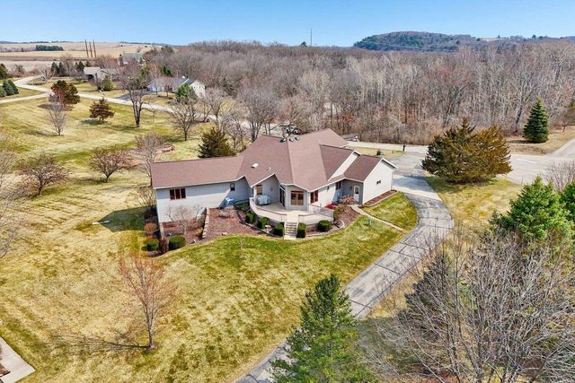 N4723 Ridgeview Drive, Portage, WI 53901