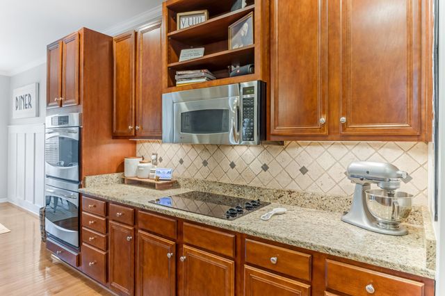 106 Waters Reach Lane, Simpsonville, SC 29681