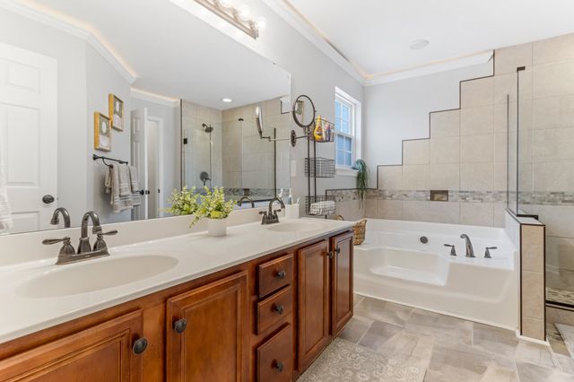 106 Waters Reach Lane, Simpsonville, SC 29681