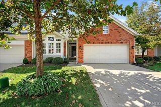 153 Vonbehren Drive, Chesterfield, MO 63005