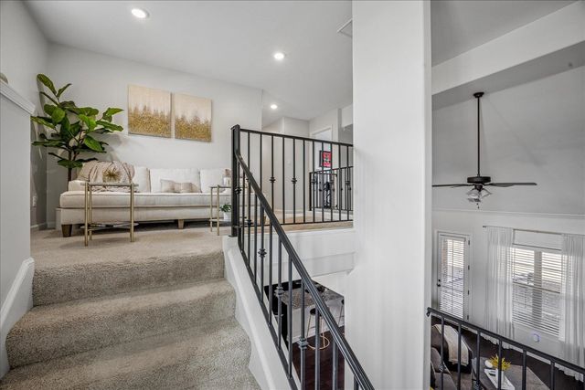 9758 WOODLAND SLOPE DR, Cordova, TN 38018