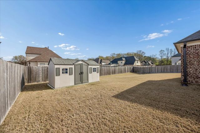 9758 WOODLAND SLOPE DR, Cordova, TN 38018