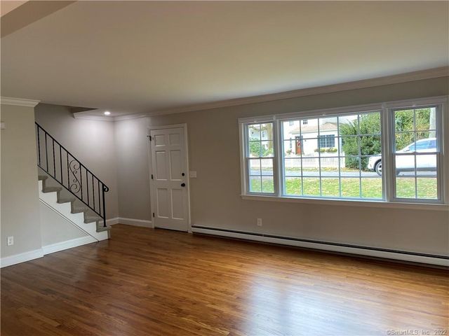 138 Millport Avenue, New Canaan, CT 06840