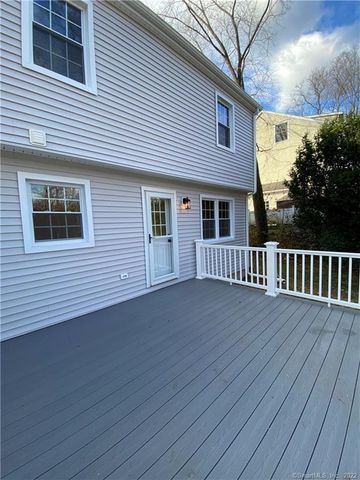 138 Millport Avenue, New Canaan, CT 06840