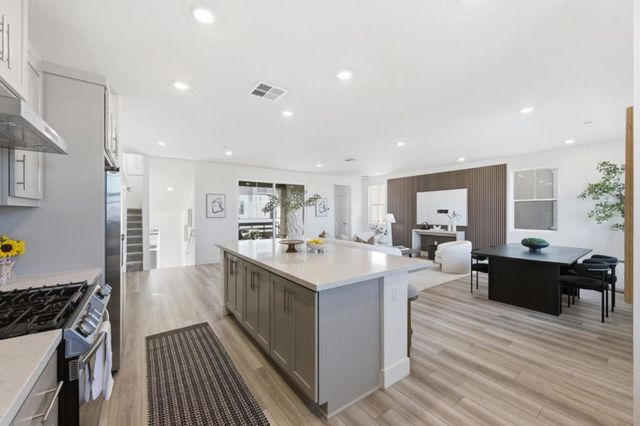 9415 Hidden Harbor Way, Newark, CA 94560