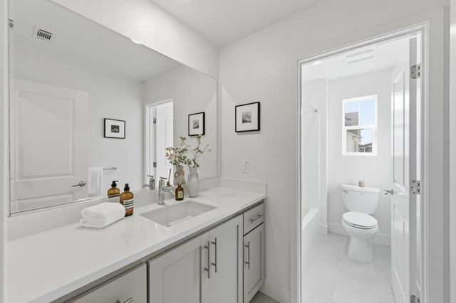 9415 Hidden Harbor Way, Newark, CA 94560