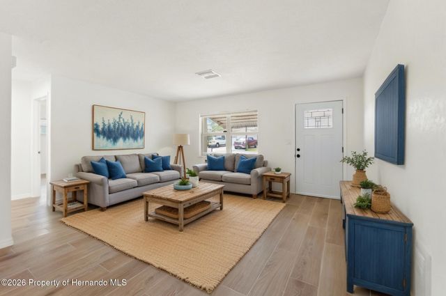 13930 Sommers Avenue, Hudson, FL 34667