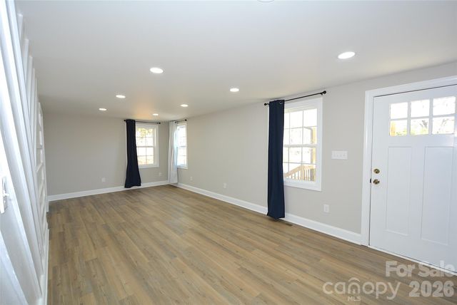 5000 Forestmont Drive, Matthews, NC 28105