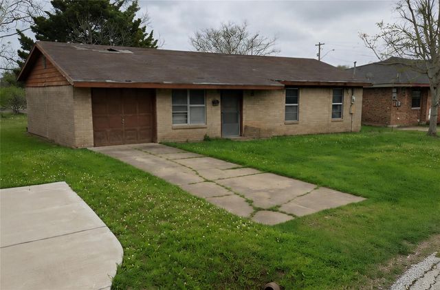 503 Correll Avenue, Wharton, TX 77488