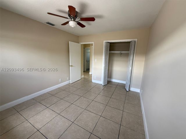 418 Conniston Rd, West Palm Beach, FL 33405