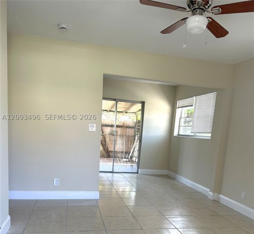418 Conniston Rd, West Palm Beach, FL 33405
