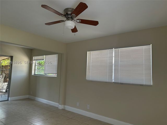 418 Conniston Rd, West Palm Beach, FL 33405