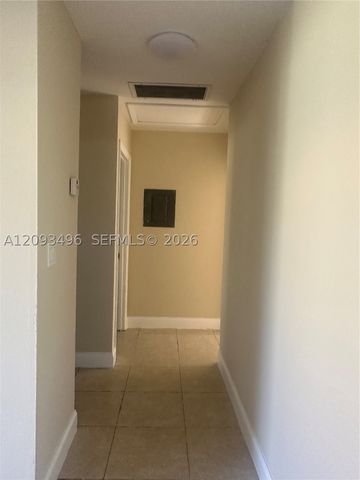 418 Conniston Rd, West Palm Beach, FL 33405