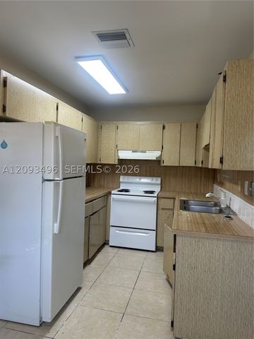 418 Conniston Rd, West Palm Beach, FL 33405