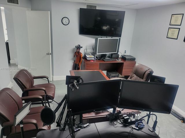 13499 Biscayne Blvd CU206, North Miami, FL 33181