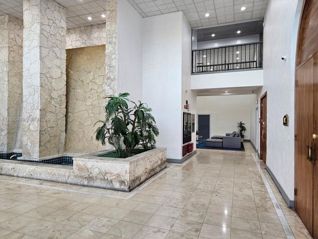 13499 Biscayne Blvd CU206, North Miami, FL 33181