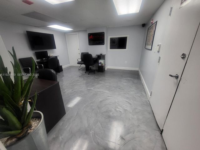 13499 Biscayne Blvd CU206, North Miami, FL 33181