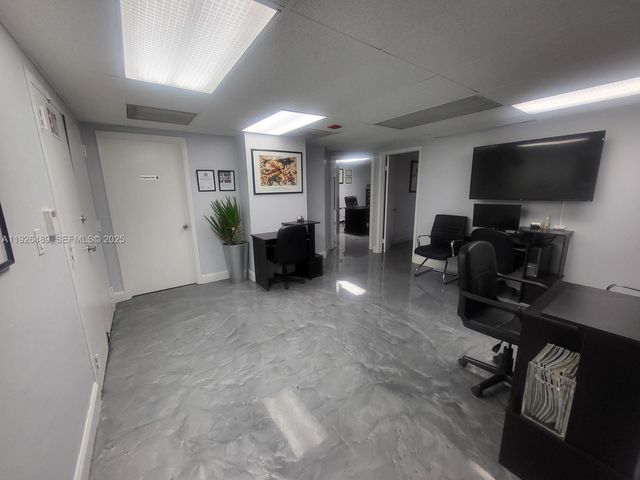 13499 Biscayne Blvd CU206, North Miami, FL 33181