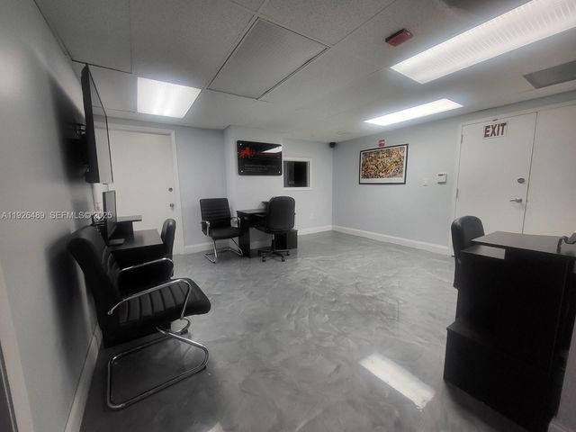 13499 Biscayne Blvd CU206, North Miami, FL 33181