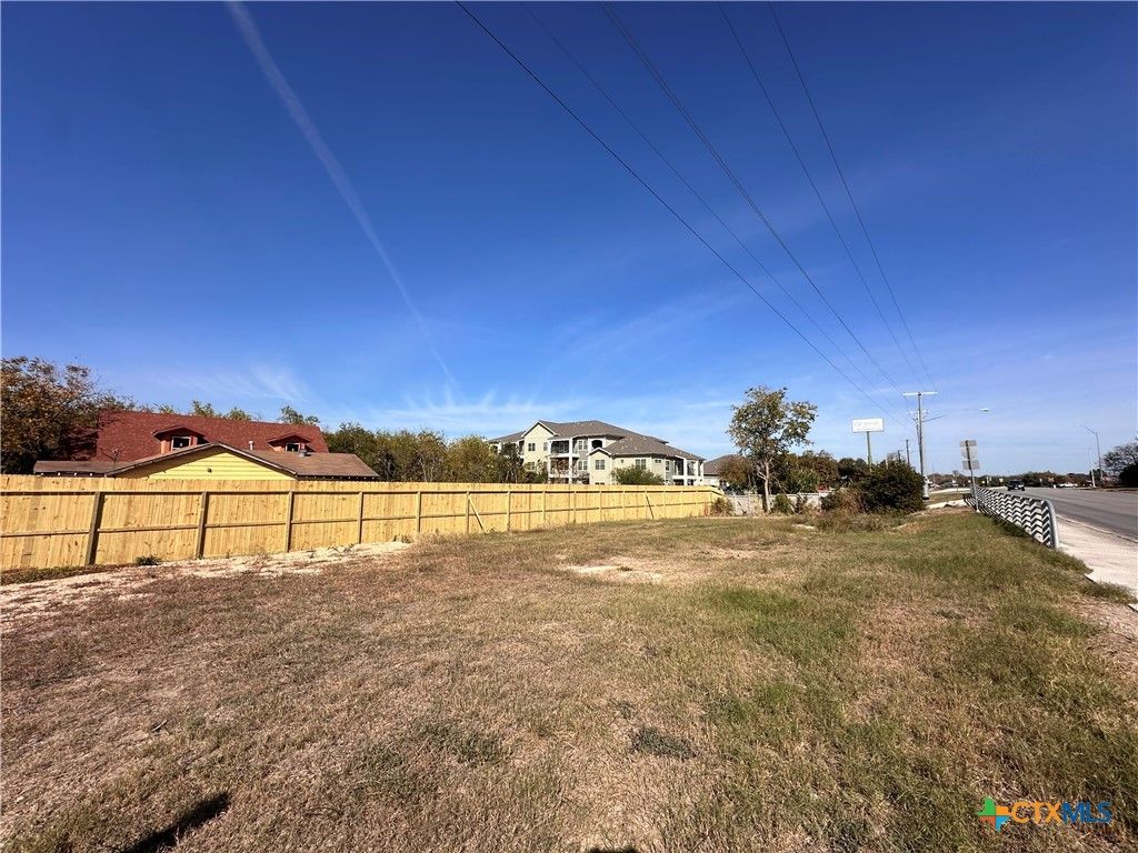 295 S West End Avenue, New Braunfels, TX 78130