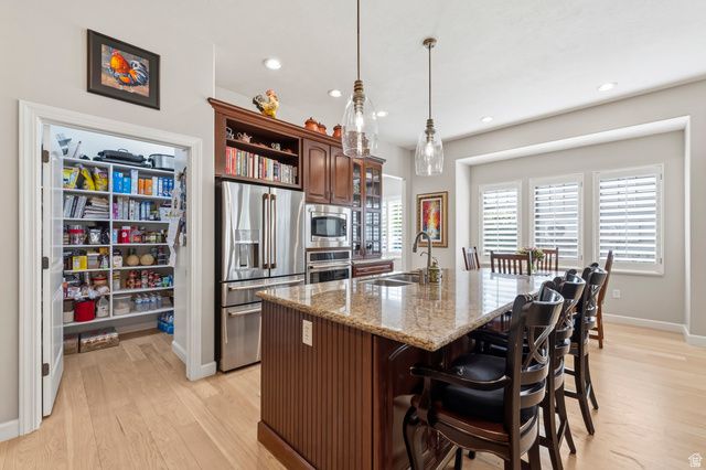 10718 S NAVARRO WAY, South Jordan, UT 84009