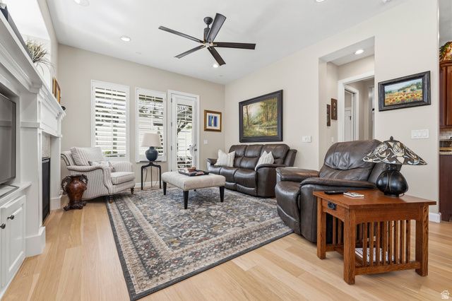 10718 S NAVARRO WAY, South Jordan, UT 84009