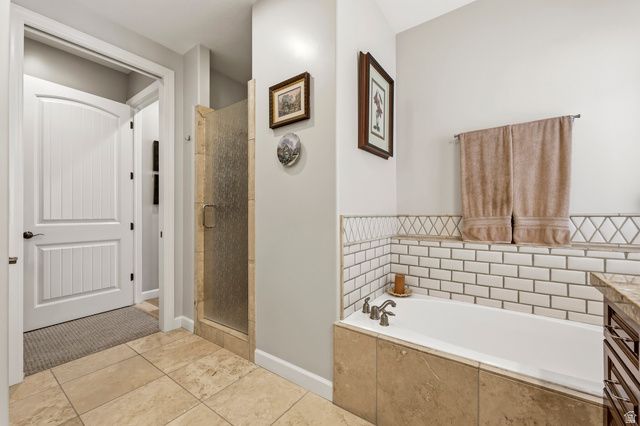 10718 S NAVARRO WAY, South Jordan, UT 84009