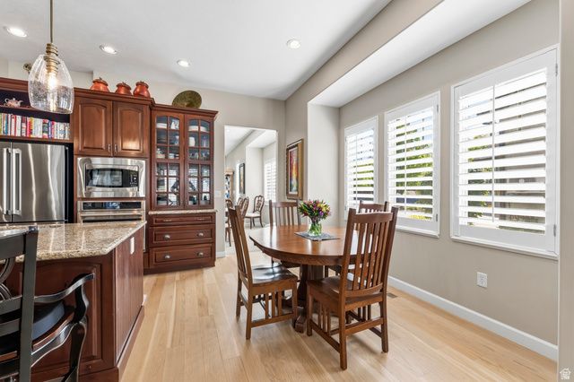 10718 S NAVARRO WAY, South Jordan, UT 84009