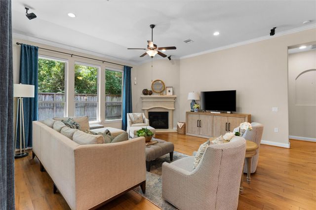 7 Brakendale Place, Spring, TX 77389
