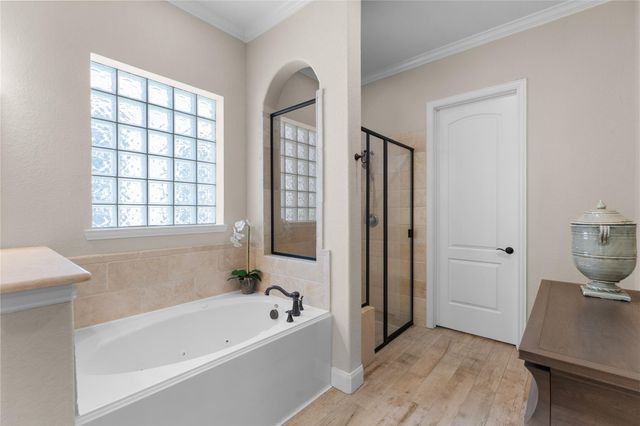 7 Brakendale Place, Spring, TX 77389