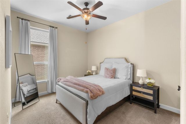 7 Brakendale Place, Spring, TX 77389