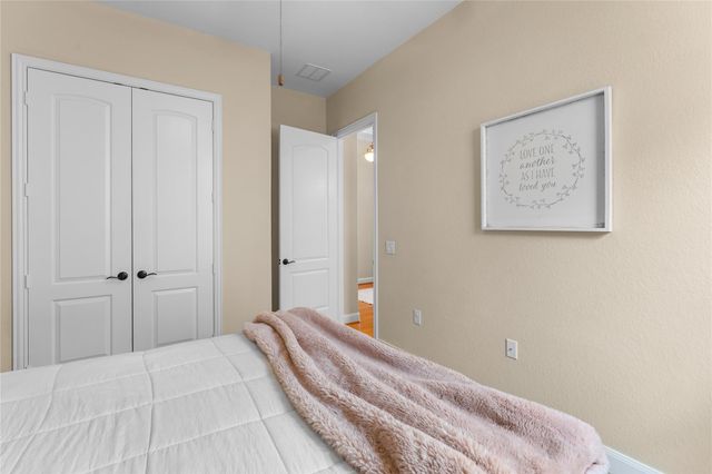 7 Brakendale Place, Spring, TX 77389