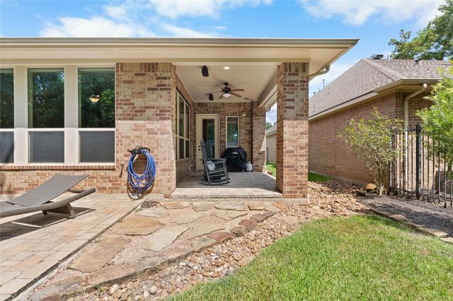 7 Brakendale Place, Spring, TX 77389