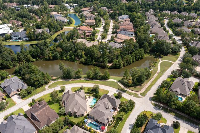 7 Brakendale Place, Spring, TX 77389