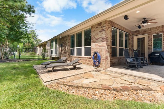 7 Brakendale Place, Spring, TX 77389