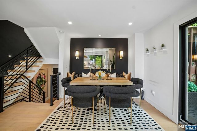 25 Yorkview Drive CN, Edgewater, NJ 07020