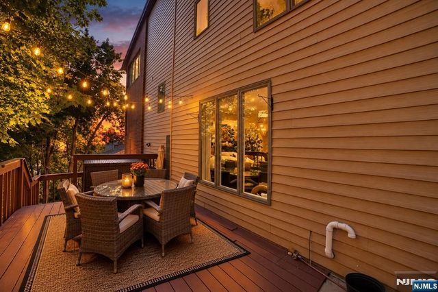 25 Yorkview Drive CN, Edgewater, NJ 07020