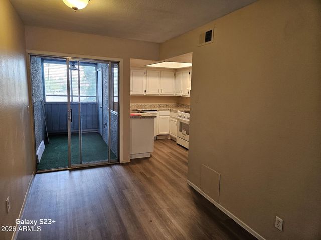 461 W HOLMES Avenue 287, Mesa, AZ 85210