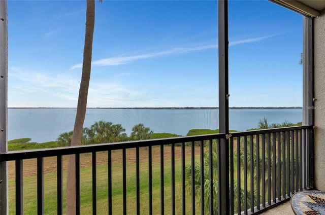 910 TIDEWATER SHORES LOOP 304, Bradenton, FL 34208