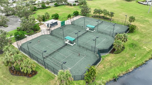 910 TIDEWATER SHORES LOOP 304, Bradenton, FL 34208