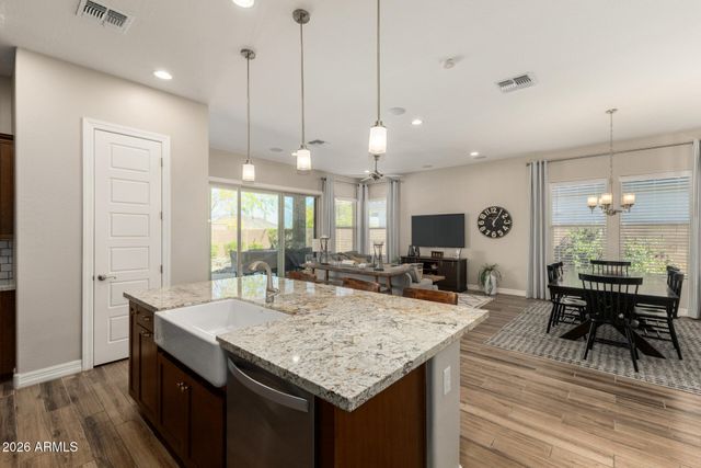 16458 W GARY Way, Goodyear, AZ 85338