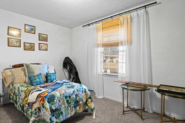 115 Hillview St, Henderson, TX 75652