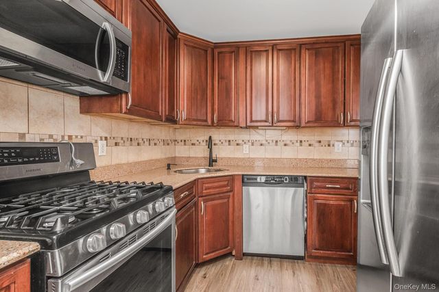 2035 Central Park Avenue 1S, Yonkers, NY 10710