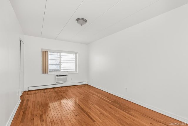 2035 Central Park Avenue 1S, Yonkers, NY 10710