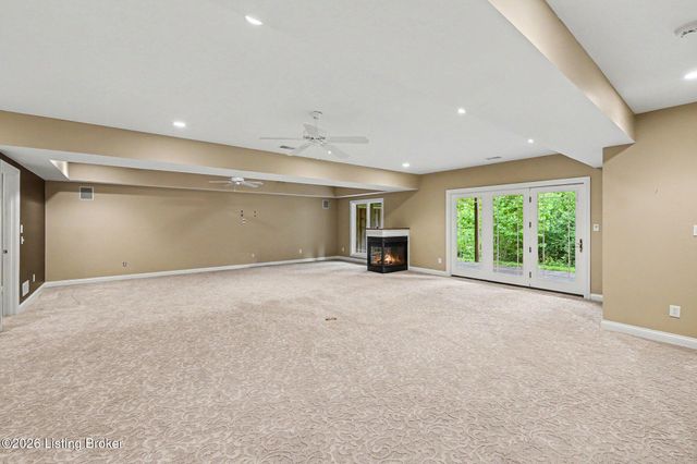 15109 Sycamore Falls Dr, Louisville, KY 40245