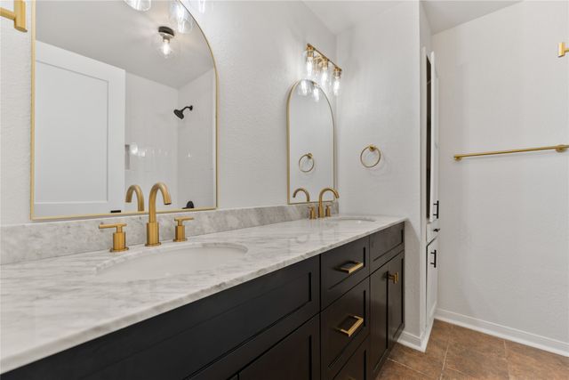 2001 Rey Drive, Woodway, TX 76712