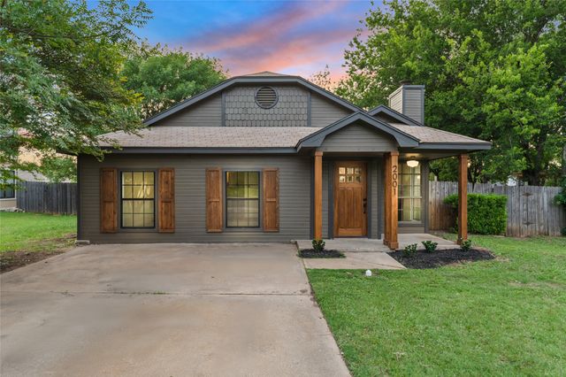 2001 Rey Drive, Woodway, TX 76712