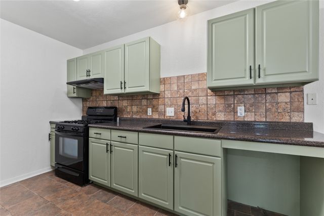 2001 Rey Drive, Woodway, TX 76712