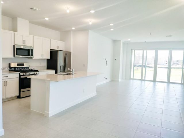 1416 Haywagon Trail 1416, Loxahatchee, FL 33470